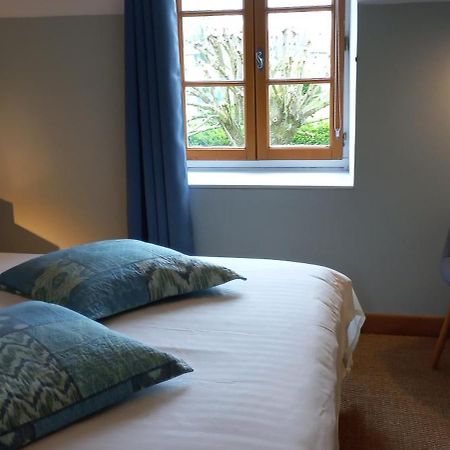 Gite Et Chambres D'Hotes Le Chene Billault Pouant エクステリア 写真