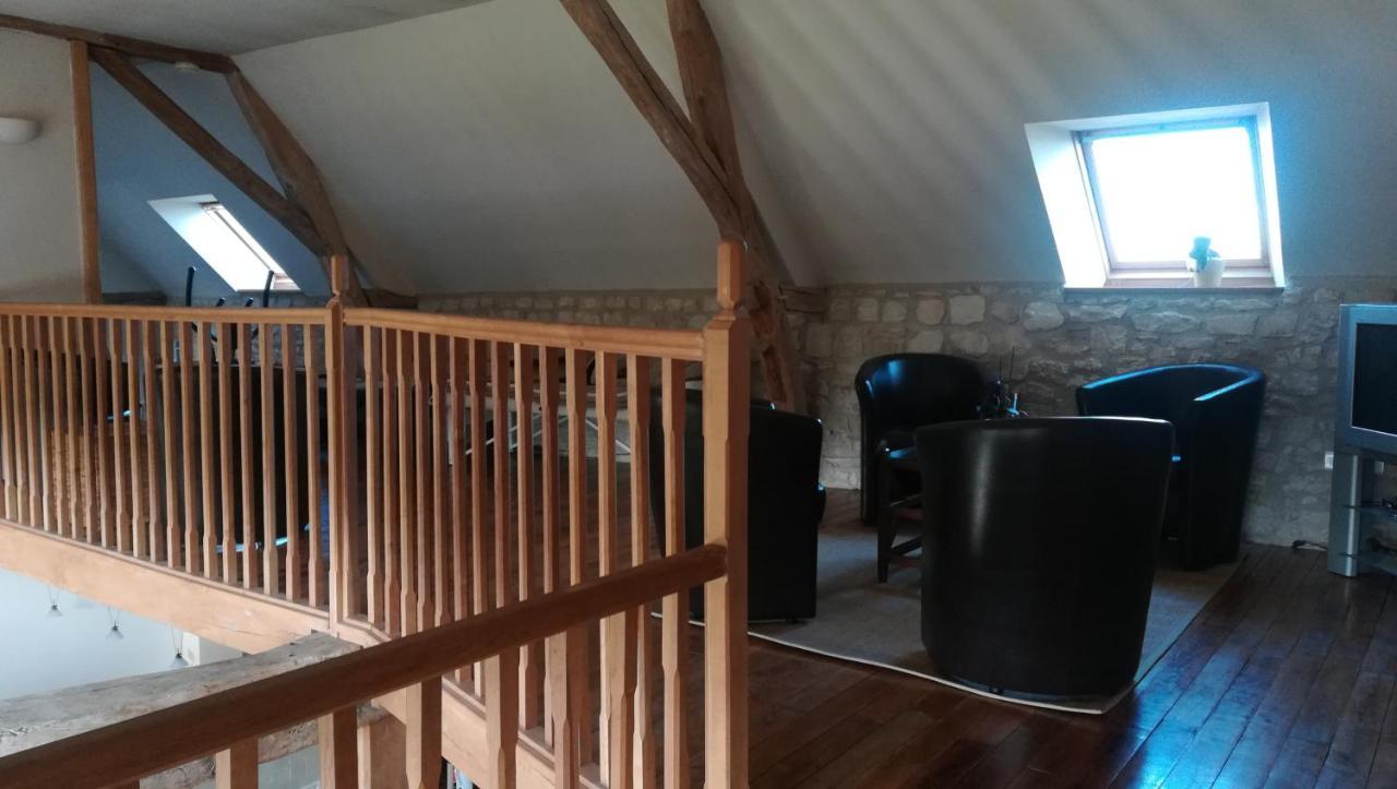 Gite Et Chambres D'Hotes Le Chene Billault Pouant エクステリア 写真