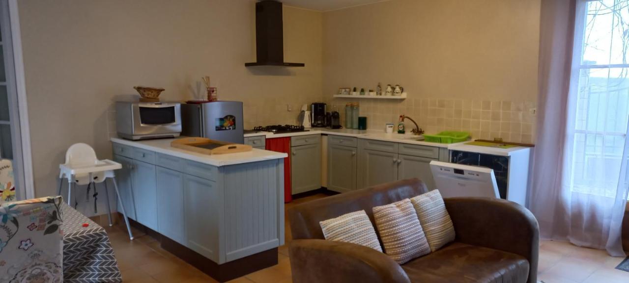 Gite Et Chambres D'Hotes Le Chene Billault Pouant エクステリア 写真