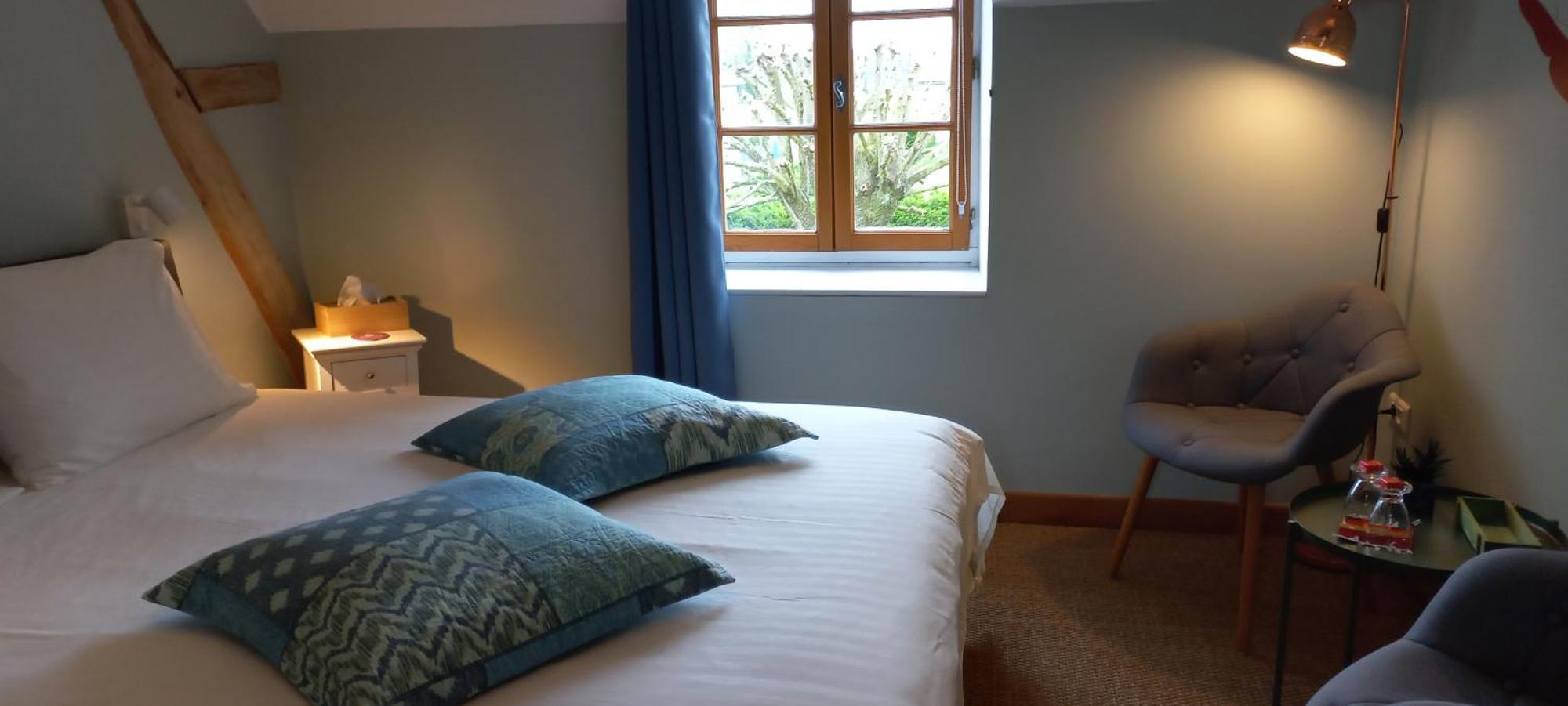 Gite Et Chambres D'Hotes Le Chene Billault Pouant エクステリア 写真